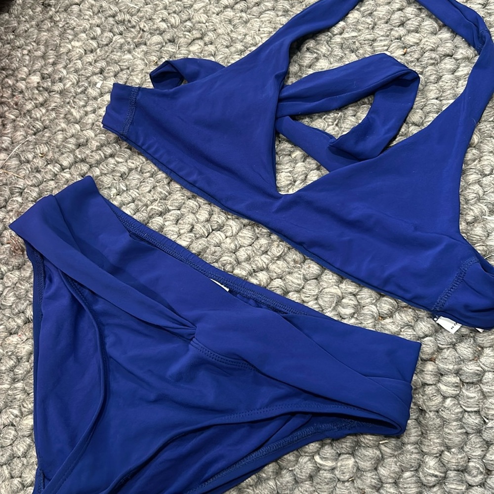 Robin Piccone bikini set